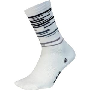 imageDEFEET  Aireator 6quot  Designs  Cycling Running Everyday SockDna White