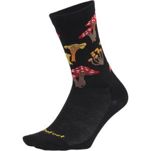 imageDEFEET  Aireator 6quot  Designs  Cycling Running Everyday SockForager