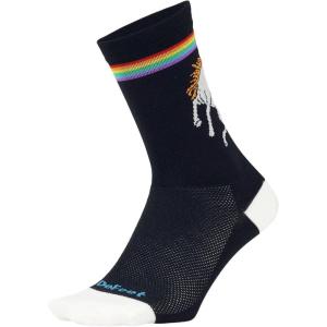 imageDEFEET  Aireator 6quot  Designs  Cycling Running Everyday SockRainbow