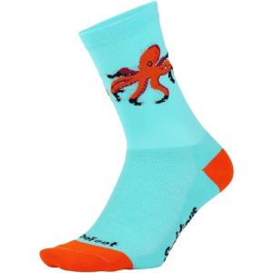 imageDEFEET  Aireator 6quot  Designs  Cycling Running Everyday SockSocktopus
