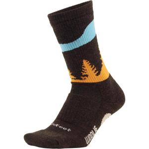 imageDEFEET  Woolie Boolie 6quot Cycling Socks  For Biking Running ampamp Everyday AdventuresSpruce Chestnut Brown