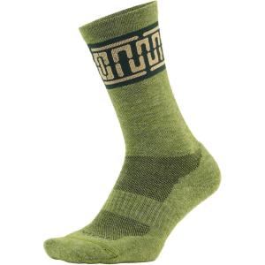 imageDEFEET  Cush Wool 7quot  Crew Sock NoFeel Toe Seam Arch Compression Padded in Toe Forefoot and Hell Moisture WickingArtifact Avocado